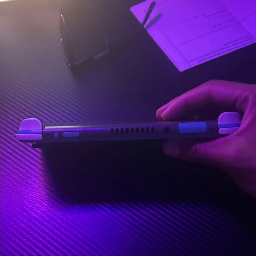 Nintendo Switch Lite- Blue - Picture 3 of 4